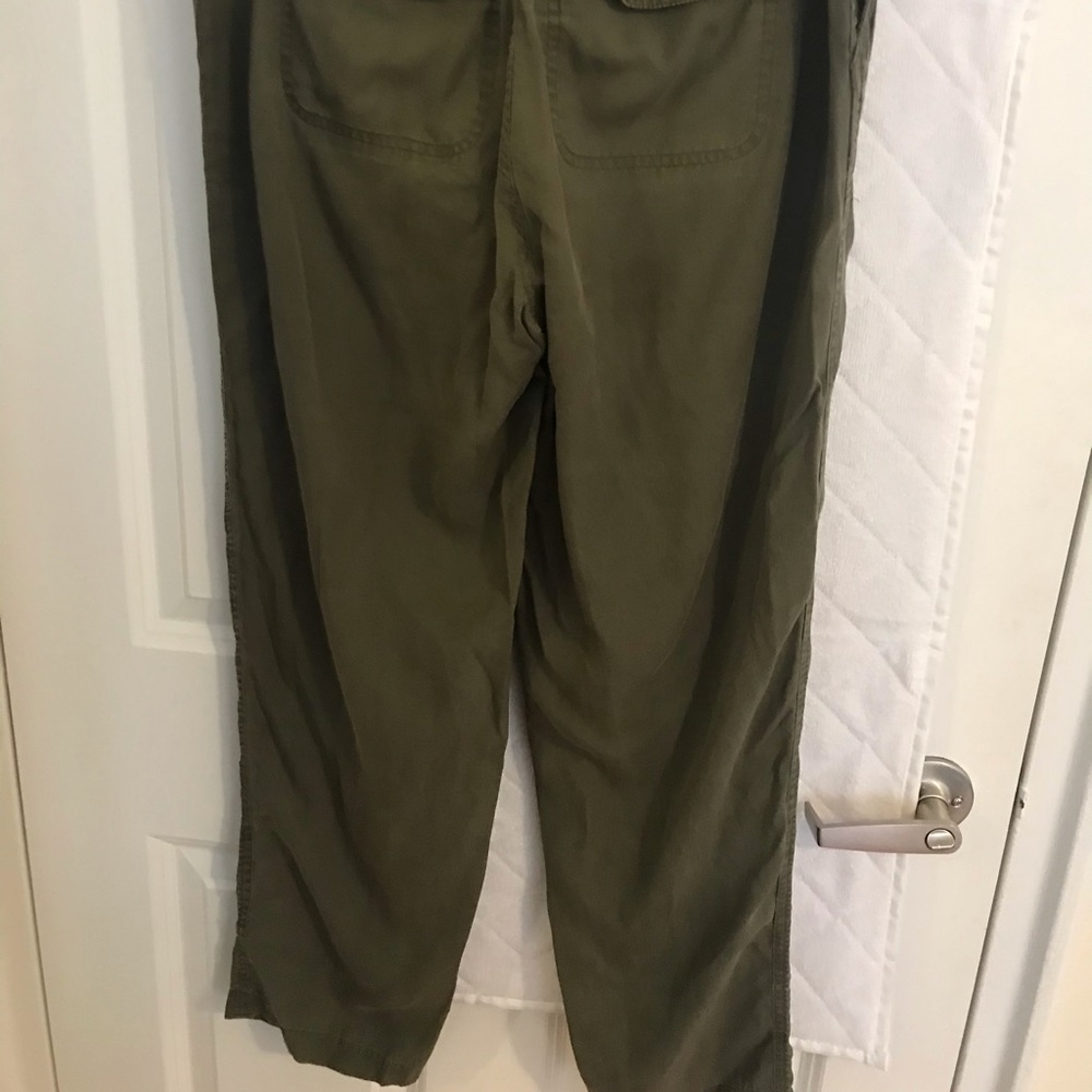 ANN TAYLOR Flare Green Pants - Picture 6 of 7